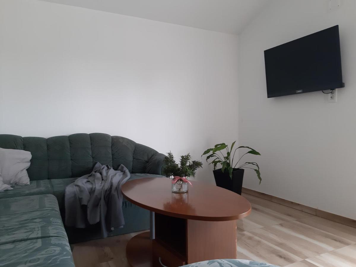 Apartments Tea And Tamara 피로바츠 외부 사진